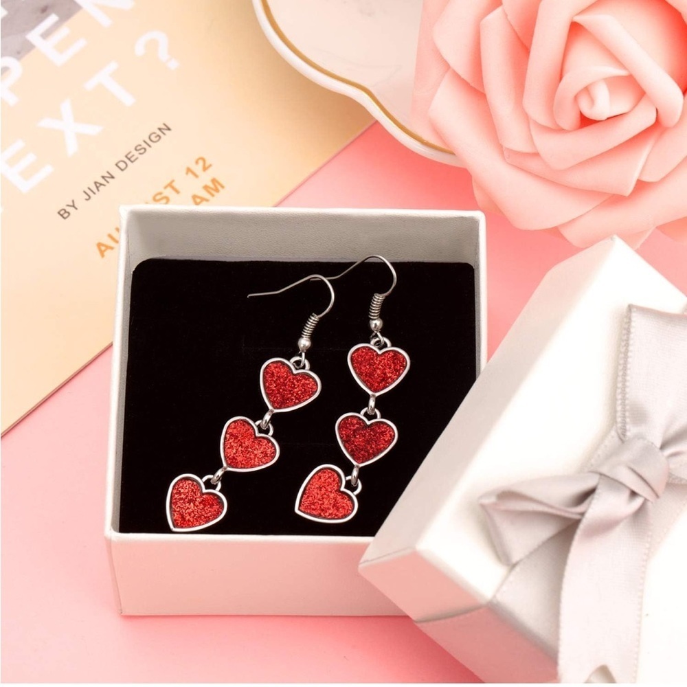 Heart Dangle Earrings NWT - Picture 2 of 5